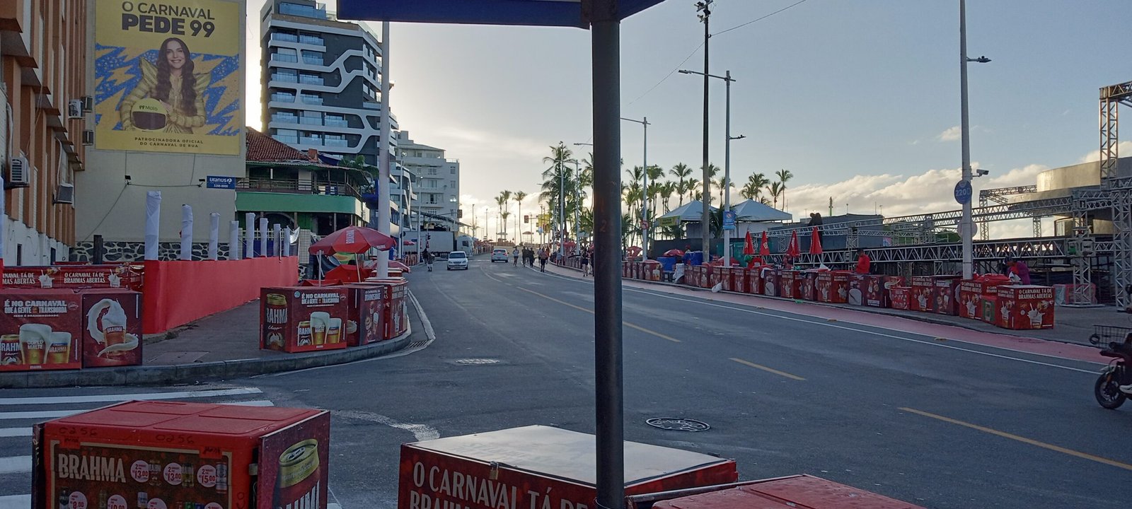 Part 1/2: carnaval para os sensíveis – carnival for the sensitive types